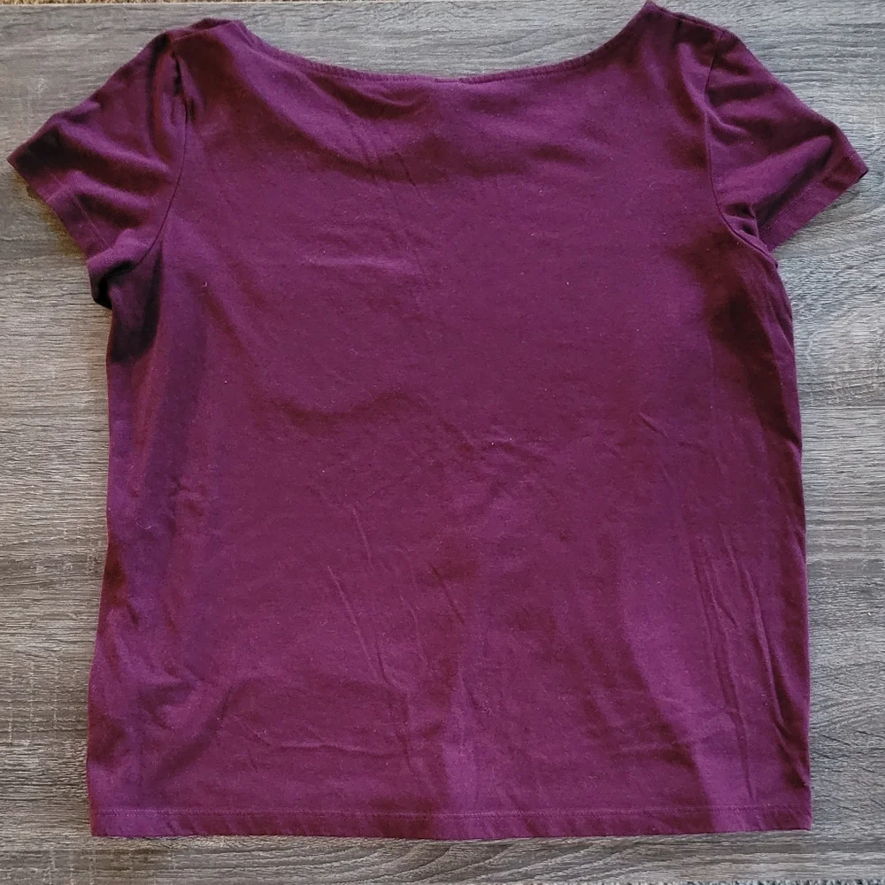 H&M Divided Basic Tee - Picture 4 of 5